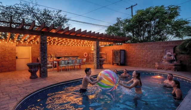 Pool, Gameroom, Minigolf, near White Sands & Holloman Airforce Base