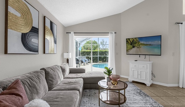 Pool, Grill, 4 Bedrooms