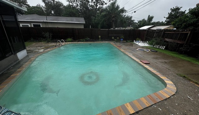 POOL HOME - 3 BEDROOM - CLEARWATER, FLORIDA