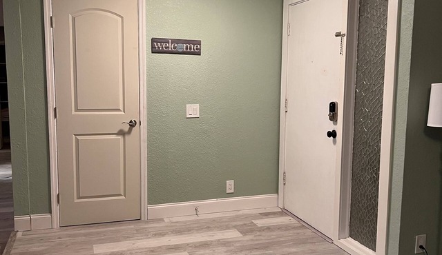 Pool Home close to IRB and Walsingham Park