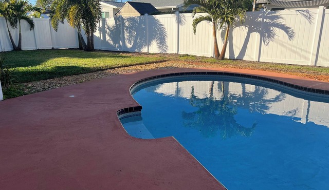 Pool home close to the beach and trails