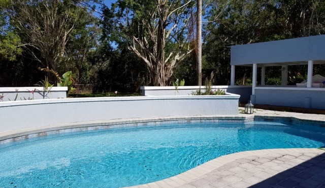 POOL HOME CLOSE TO GOLF AND BEACH
