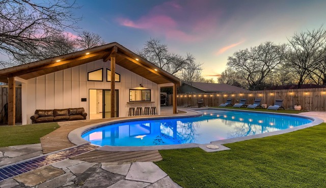 Pool Home for Groups with Game Room & Fire Pit