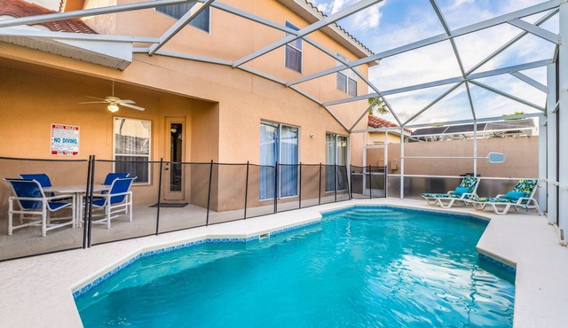 Pool Home in Gated Community Close to Walt Disney World