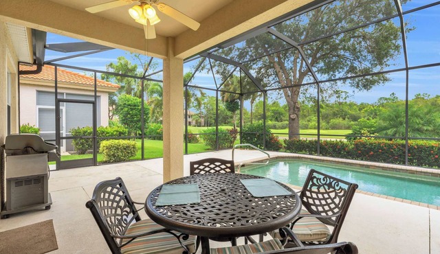 Pool Home in Spanish Wells with Public Golf