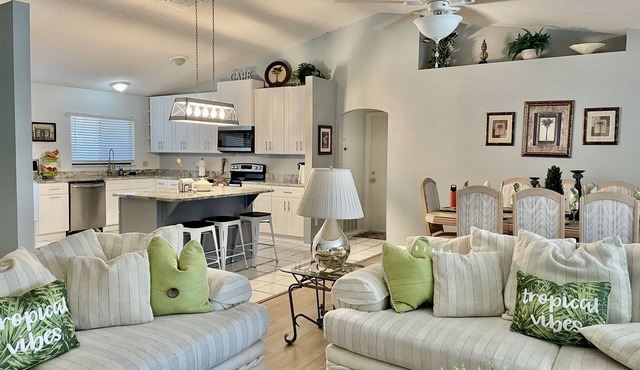 Pool home near Disney parks.