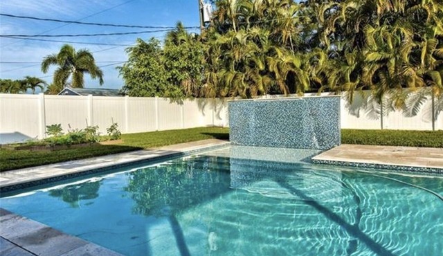POOL HOME, , NEAR THE BEACH, PET FRIENDLY