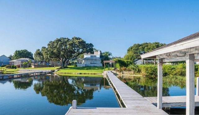 Pool Home on Lake Arietta - 4 Bedrooms. 3 Mins Lake Myrtle Sports Complex!