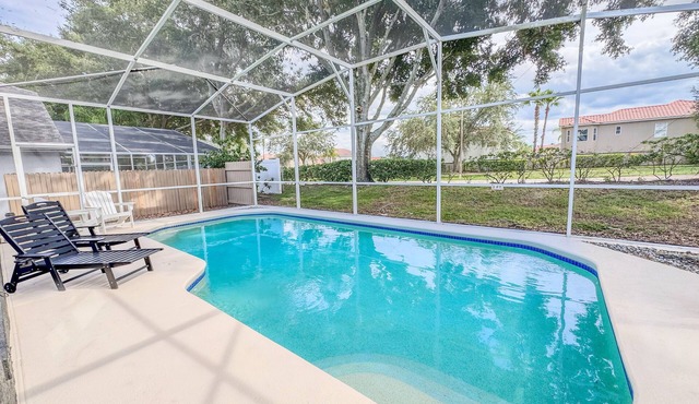 Pool Home With Games Room & South Facing Pool