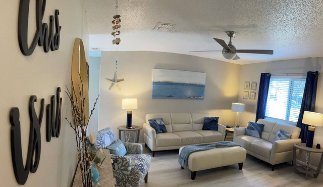 Pool Home with Pool Heater and Hot Tub Near Clearwater and other Fine Beaches.