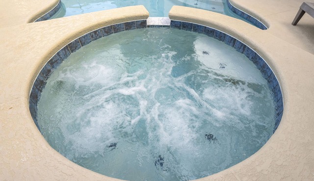 Pool Home with Spa & Games Room in Gated Community Near WDW