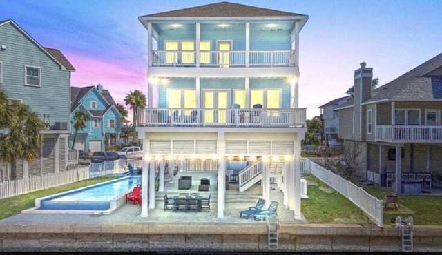 Pool | Hot Tub | Fire Pit | Sleeps 16