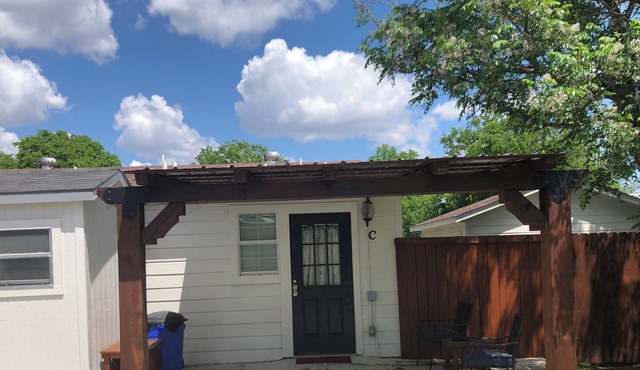 Pool House C