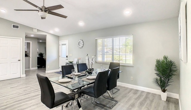 Pool House in Quiet Area, close to Disney and Universal