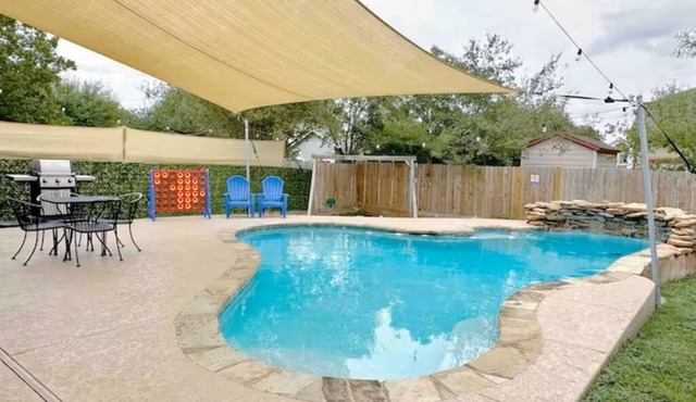 Pool House near Downtown Round Rock