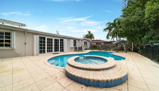 Pool House on the Water 2