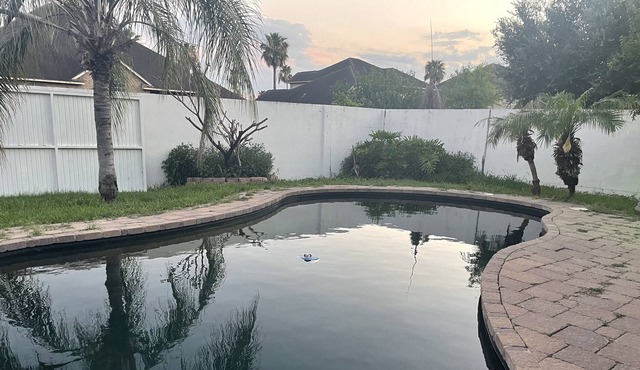 pool house