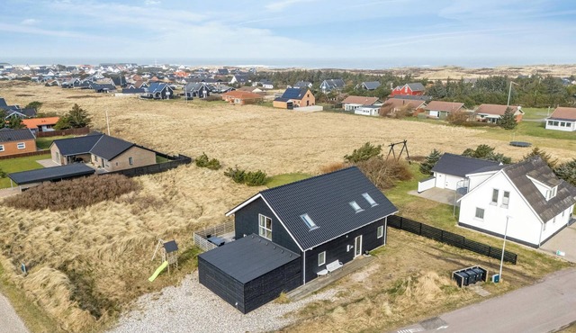 Pool house with activity room, built in 2020, with a view of the North Sea.