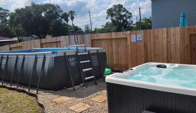 Pool house with hot tub!