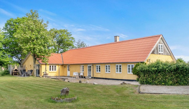 Pool house with panoramic view of the Limfjord
