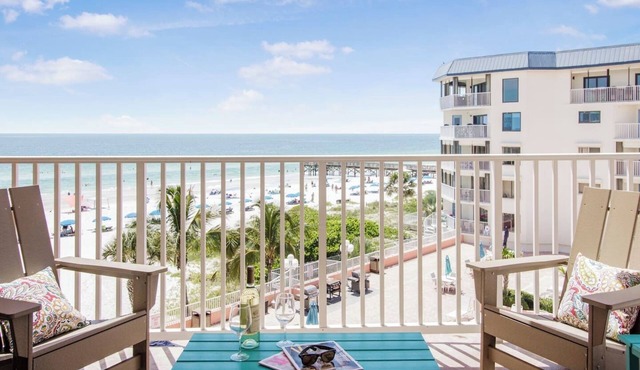 Pool is Open- Beach Cottage 1411, Gulf Front 3BR 2BA, Htd Pool Hot Tub Sleeps 11