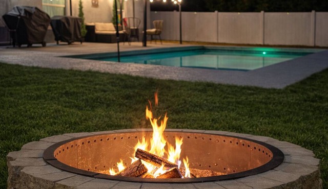 POOL ~ NEAR TO SPRINGS ~ WEC ~ TRAILS ~ SHOPPINGS ~OCALA DOWNTOWNn9beds 4bedroom