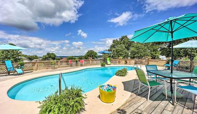 Pool & Outdoor Kitchen: Grand Lake Getaway!