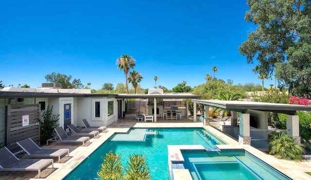 Pool Paradise w/Swim-Up Bar & Hot Tub, Fireplace