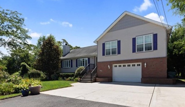 Pool Property in West Cape May - Sleeps 6 Guests