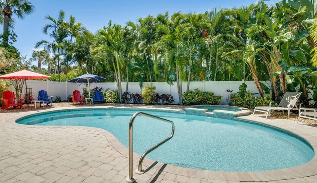 Pool/Spa - Bahama Mama by SeaBreeze Vacation