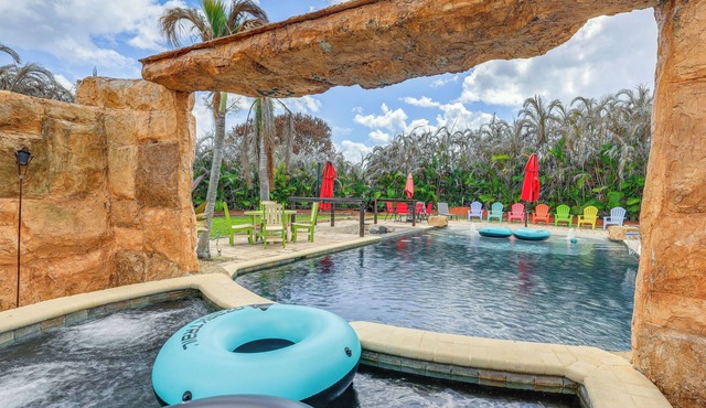 Pool & Spa: Spacious Port St Lucie Villa!