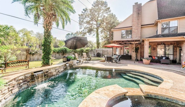 Pool & Spa! Spacious & Serene 4,600 Sqft. Sleeps13; Spring, TX