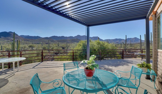 Pool & Stunning Mtn Views! Eclectic Tucson Home