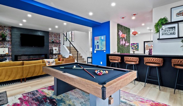 Pool Table|Hot Tub|Fire Pit|Games|Bunk Slide|Wet Bar
