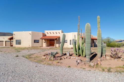 Pool & Views! Luxury Sonoran Desert Oasis Retreat