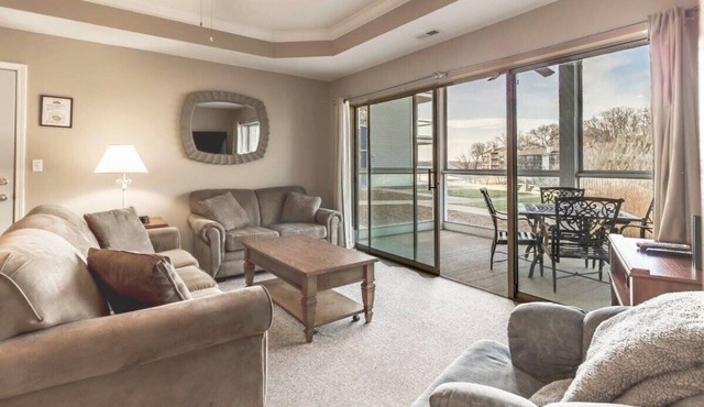 Pool | WiFi | Lake Front | Sleeps 4 | MM 13 (491A)
