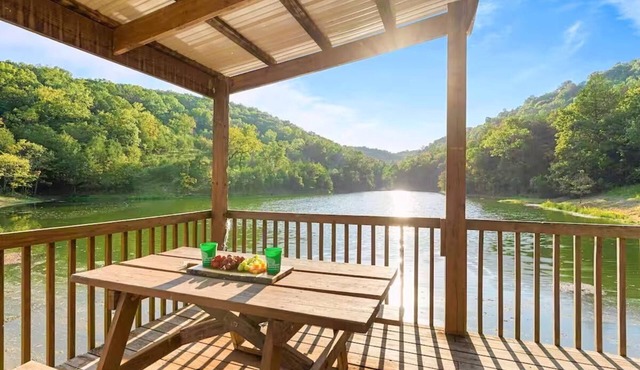 Pools, Hiking & Lake, Ping Pong, Shuffleboard! Close to SDC, Lake, Shows