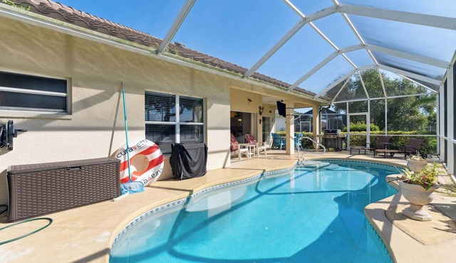 Poolside Bliss and a Family-Friendly Oasis