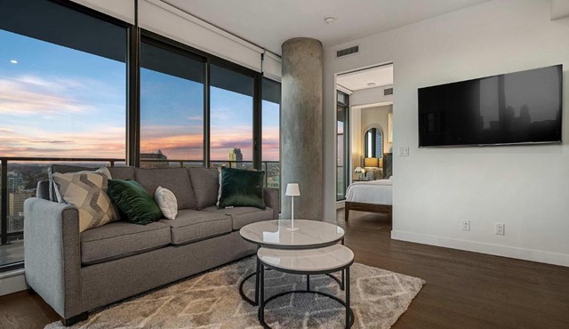 Poolside Bliss In the Heart of Downtown! 22 FL w Tower Views! FREE Banff Pass, Gym, Wine, Parking, Summer Outdoor Pool!