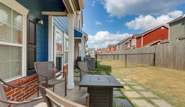 Poolside Bliss & Lake Fun: Monkey Island Retreat!