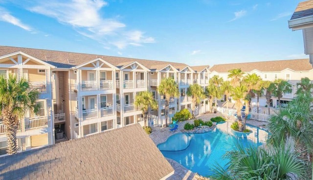 Poolside Canalside Standalone 3BR 3.5BA @The Breezeways across from Balli Beach