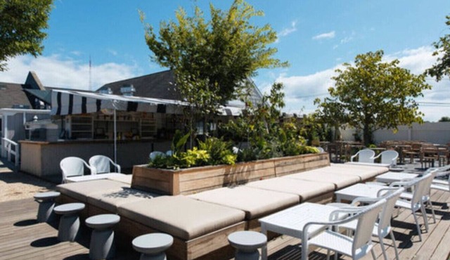 Poolside, Daily Breakfast, Hampstons Style Double