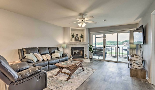 Poolside Fun! Lake-View Camdenton Condo