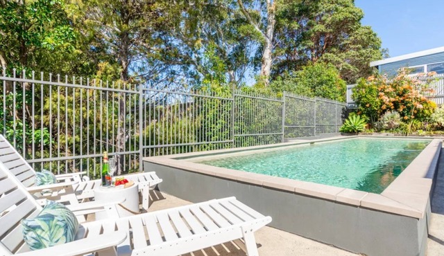 Poolside Oasis by Experience Jervis Bay
