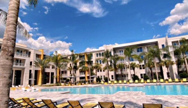 Poolside Oasis for All with Endless Amenities