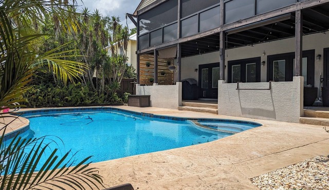 Poolside Oasis in Cocoa Village