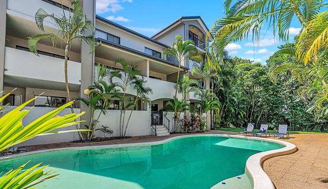 Poolside on Martyn- Direct pool access