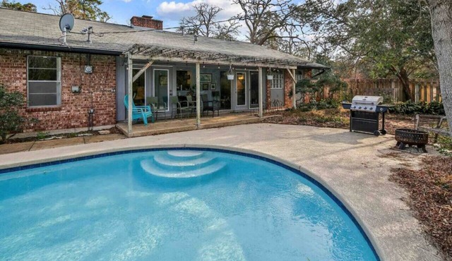 Poolside Paradise - Historic District Home