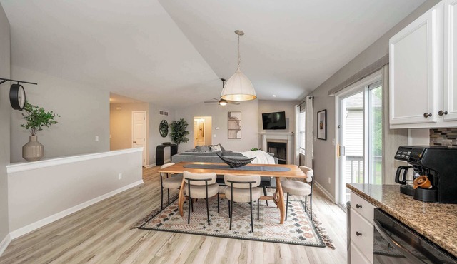 Poolside Paradise Near the Ark