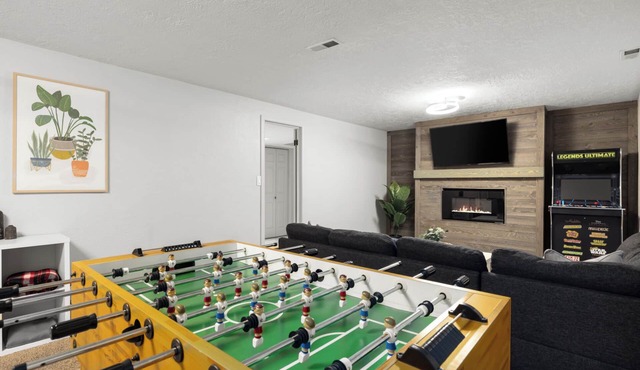 Poolside Paradise with Hot Tub